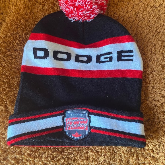 Rogers Hometown Hockey Toque - Picture 1 of 3